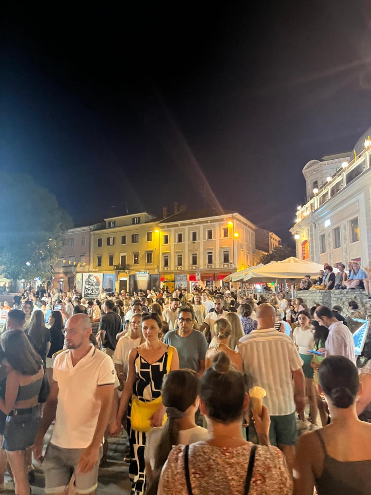 Apartman Niko Pola Esterno foto